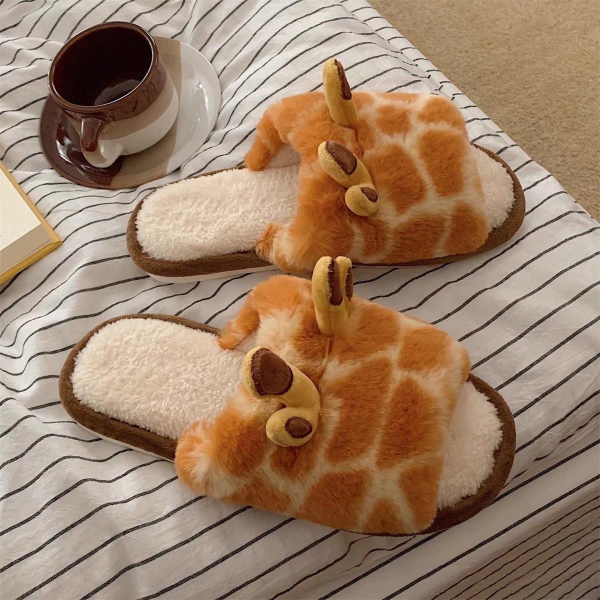 Kawaii Giraffe Fuzzy Slippers