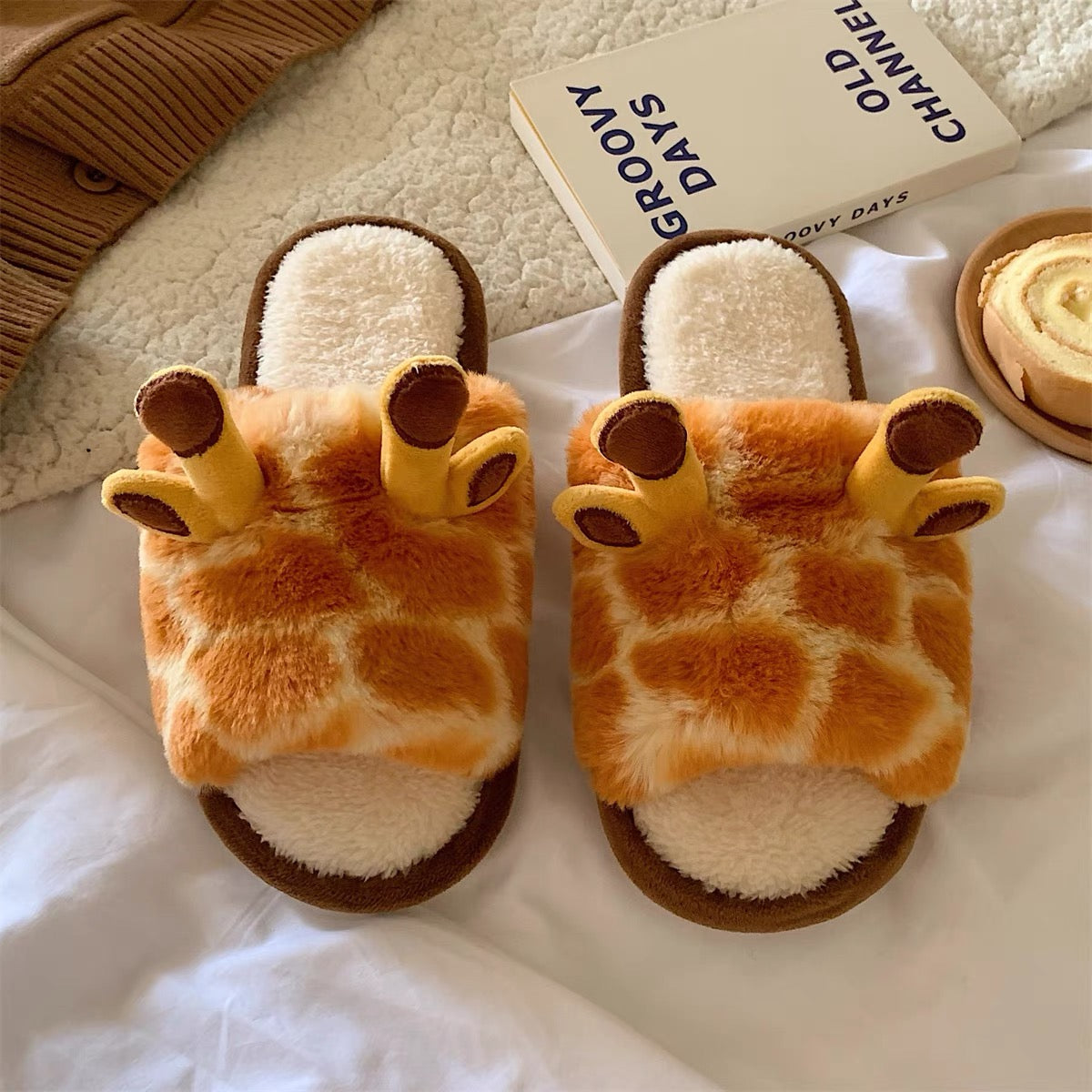 Kawaii Giraffe Fuzzy Slippers